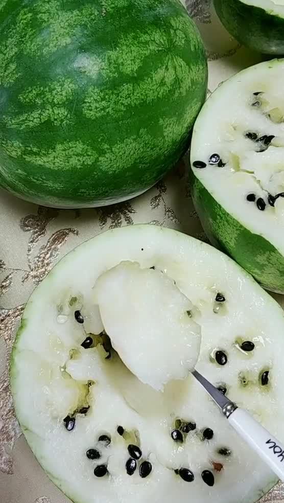 东北红姐吃瓜,揭秘娱乐圈幕后故事